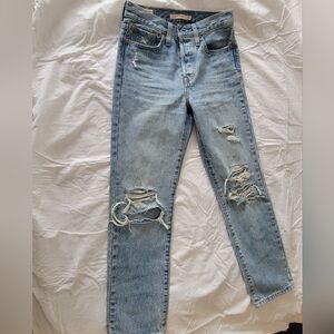 Levi’s Wedge Straight Jeans - Classic Denim Distressed Size 24